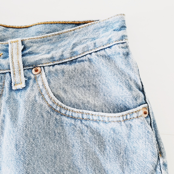 Vintage | Levi's | 501s Cutoff Button Fly Shorts - Picture 9 of 15